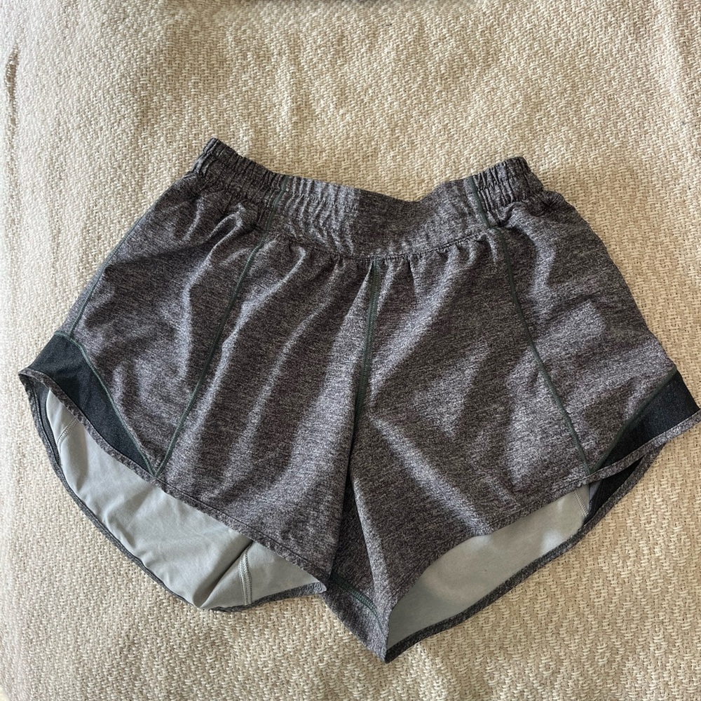 lulu hotty hot shorts size 6